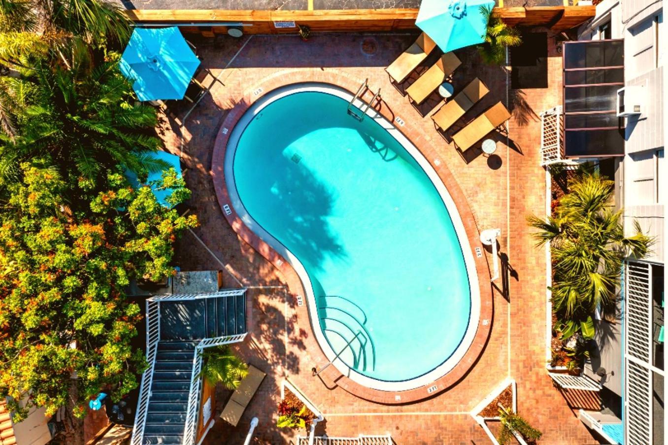 Boutique Beach Retreat Сант Пит Бич Экстерьер фото